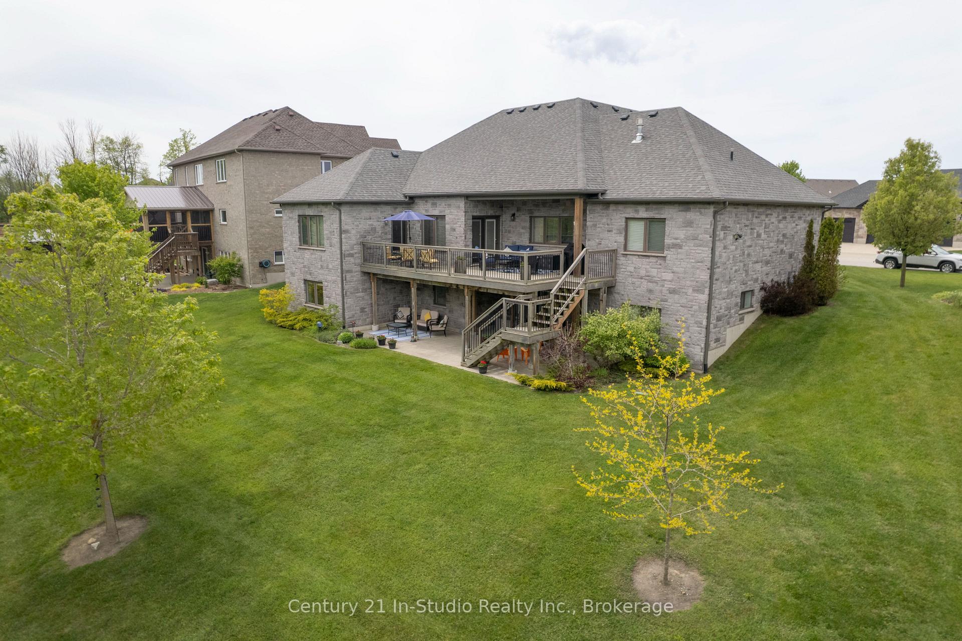 Photo 3 of 417 McCullough Crescent, Kincardine — HOMEH
