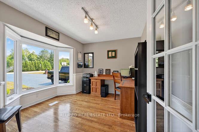 Photo 9 of 1144 Rideau Bend Crescent, Ottawa, Manotick East to Manotick Station — HOMEH