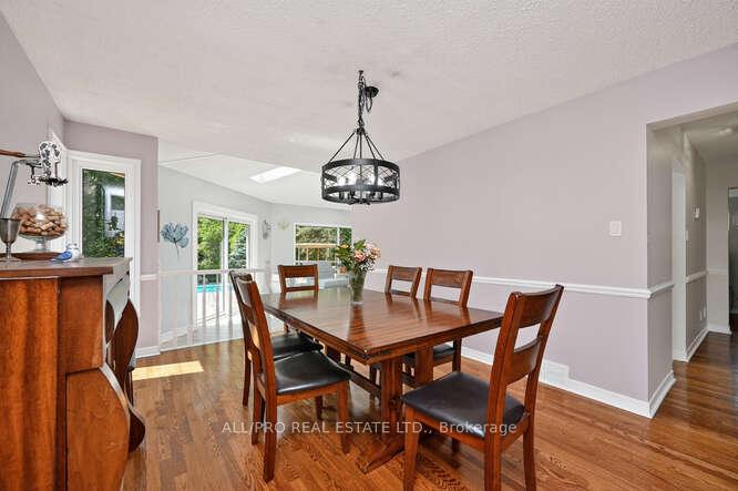 Photo 11 of 1144 Rideau Bend Crescent, Ottawa, Manotick East to Manotick Station — HOMEH