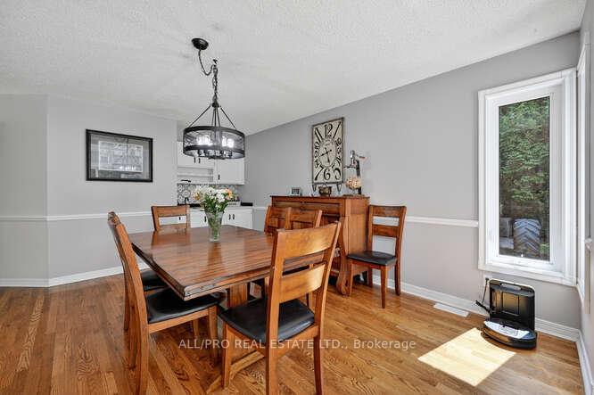 Photo 12 of 1144 Rideau Bend Crescent, Ottawa, Manotick East to Manotick Station — HOMEH