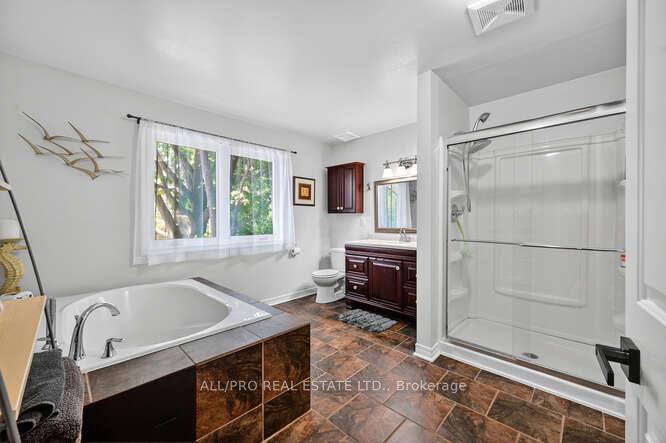 Photo 22 of 1144 Rideau Bend Crescent, Ottawa, Manotick East to Manotick Station — HOMEH