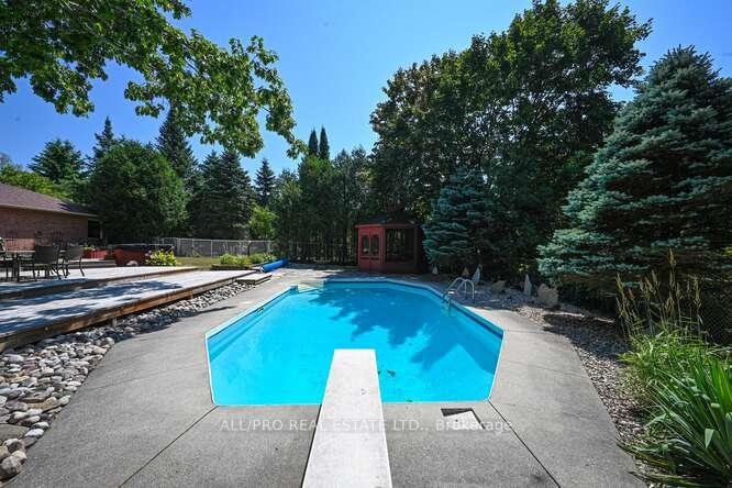 Photo 35 of 1144 Rideau Bend Crescent, Ottawa, Manotick East to Manotick Station — HOMEH