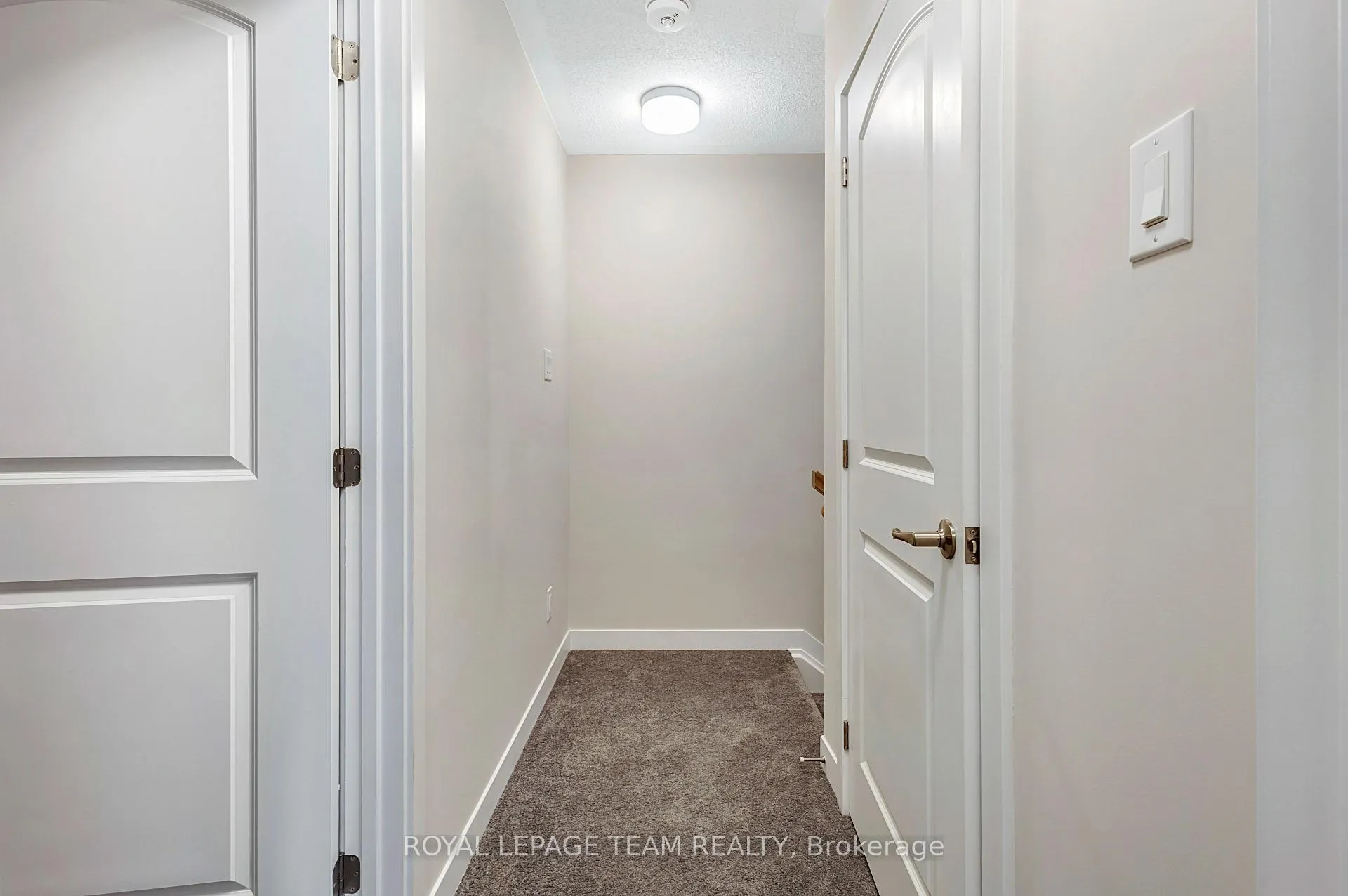 Photo 20 of 804 Parnian Private, Ottawa, Barrhaven - Half Moon Bay — HOMEH