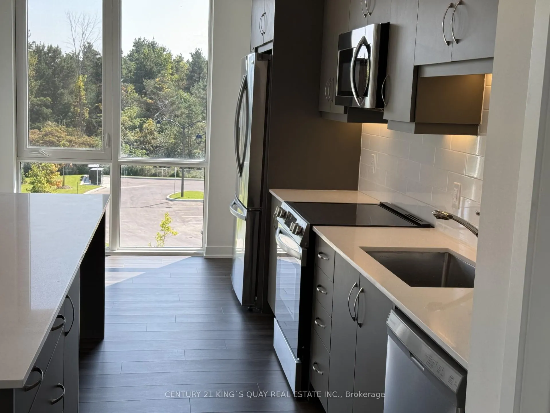 Photo 11 of Unit 307, 385 Arctic Red Drive, Oshawa, Windfields — HOMEH