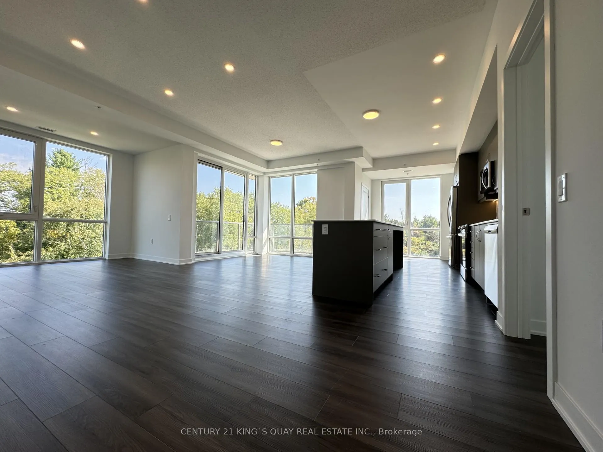 Photo 13 of Unit 307, 385 Arctic Red Drive, Oshawa, Windfields — HOMEH