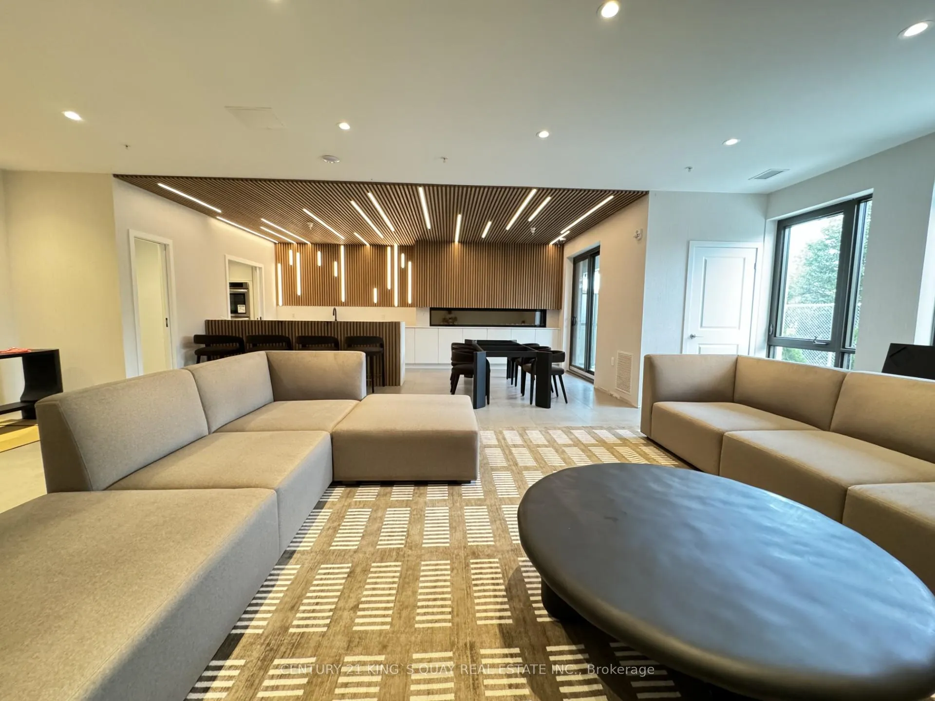 Photo 22 of Unit 307, 385 Arctic Red Drive, Oshawa, Windfields — HOMEH