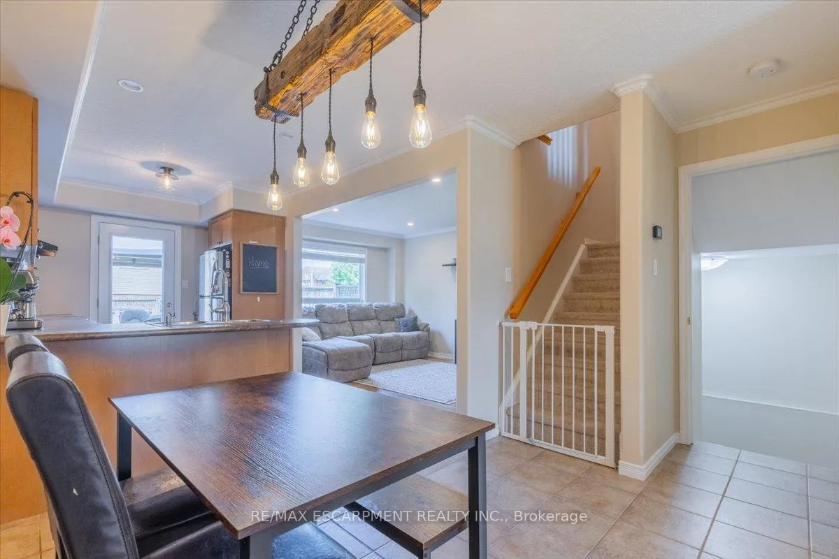 Photo 6 of 4 Ruthven Crescent, New Tecumseth, Alliston — HOMEH