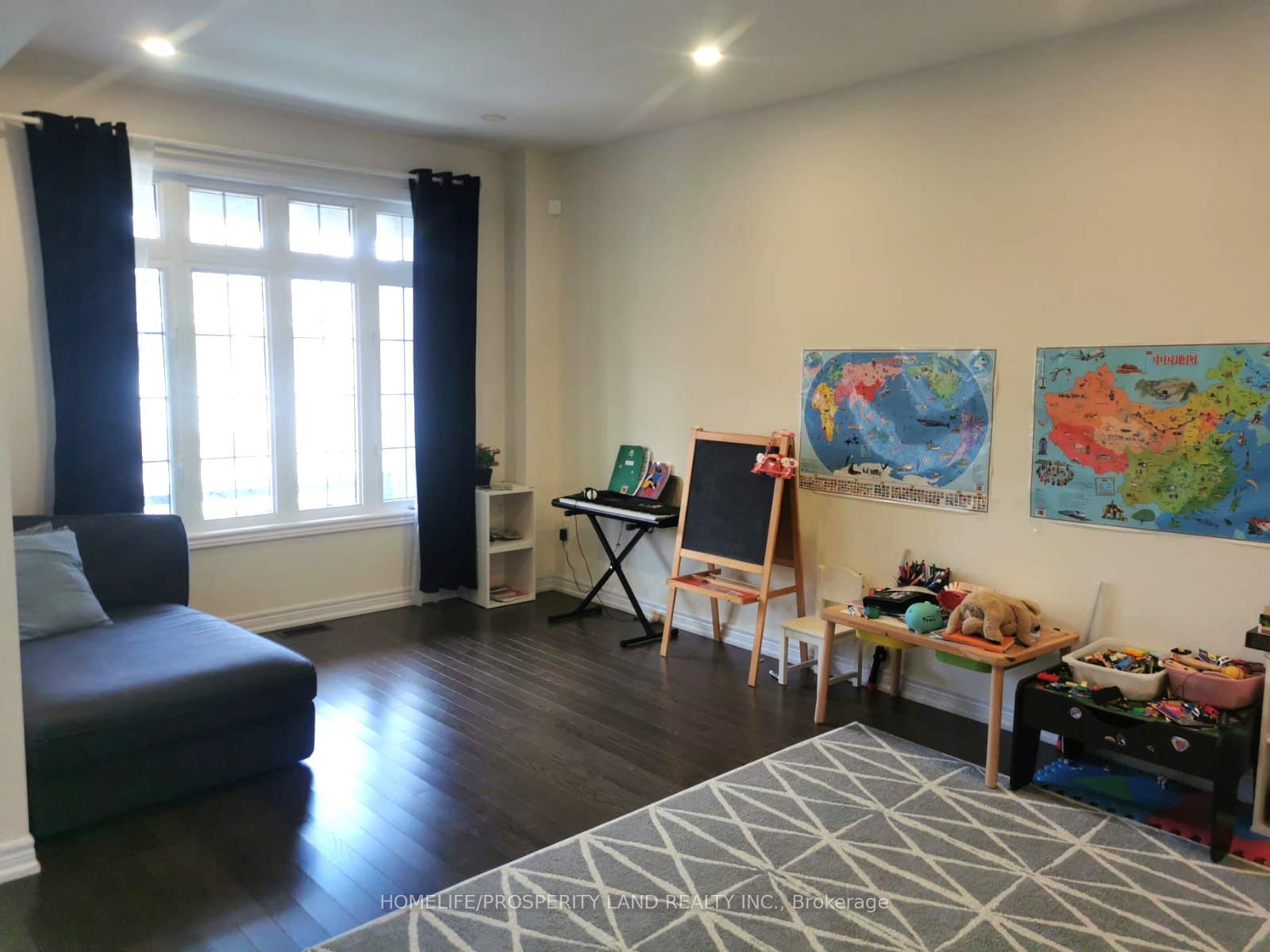 Photo 2 of 11 Rexford Drive, Markham, Cornell — HOMEH