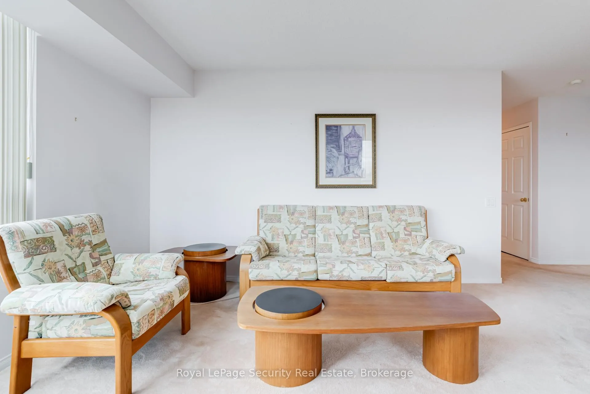 Photo 10 of Unit 512, 1 Emerald Lane, Vaughan, Crestwood-Springfarm-Yorkhill — HOMEH