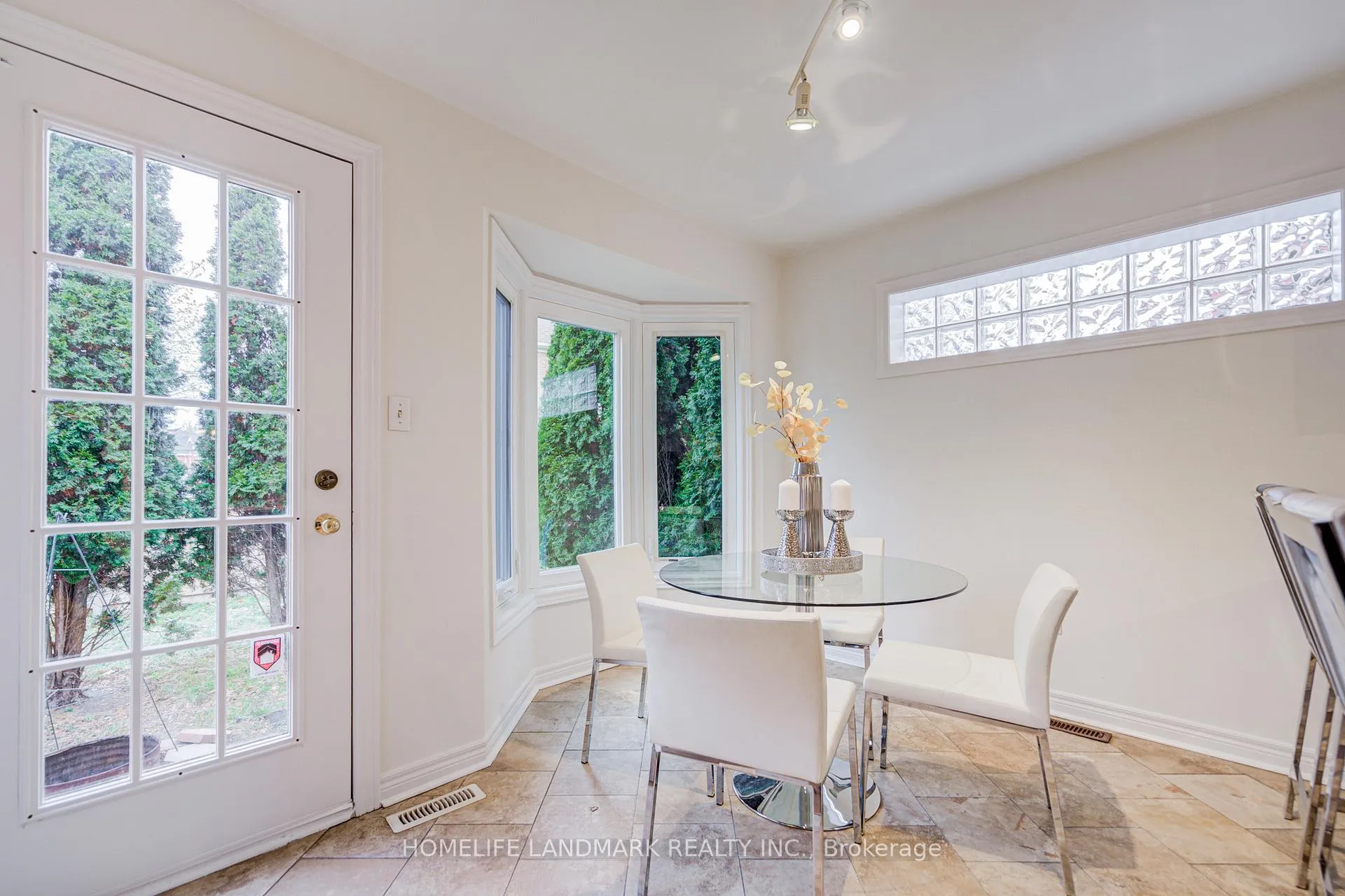 Photo 9 of 223 Deerglen Terrace, Aurora, Aurora Grove — HOMEH