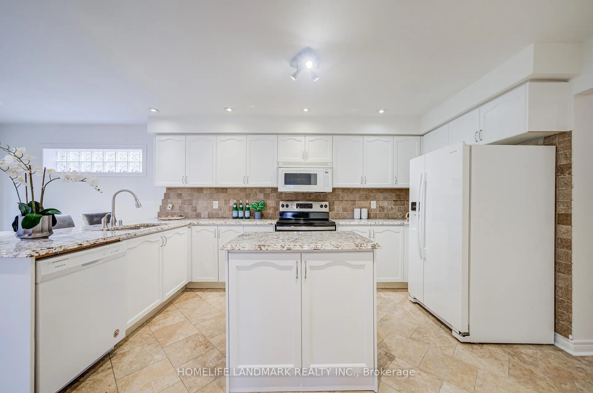 Photo 17 of 223 Deerglen Terrace, Aurora, Aurora Grove — HOMEH