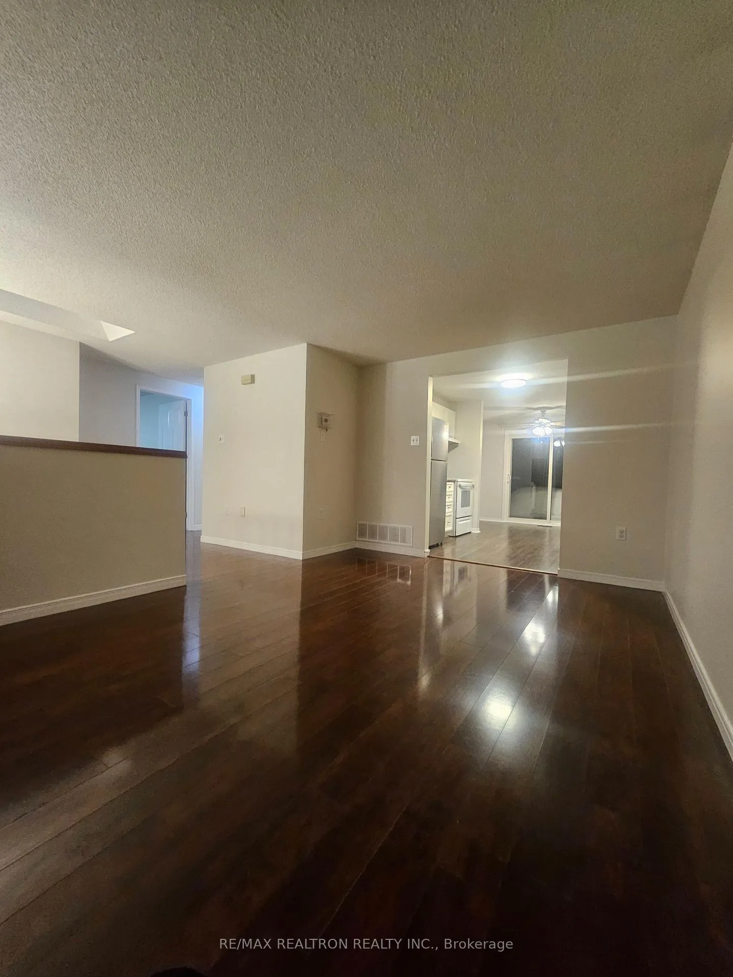 Photo 3 of Unit Main, 11 Finlay Road, Barrie, Sunnidale — HOMEH