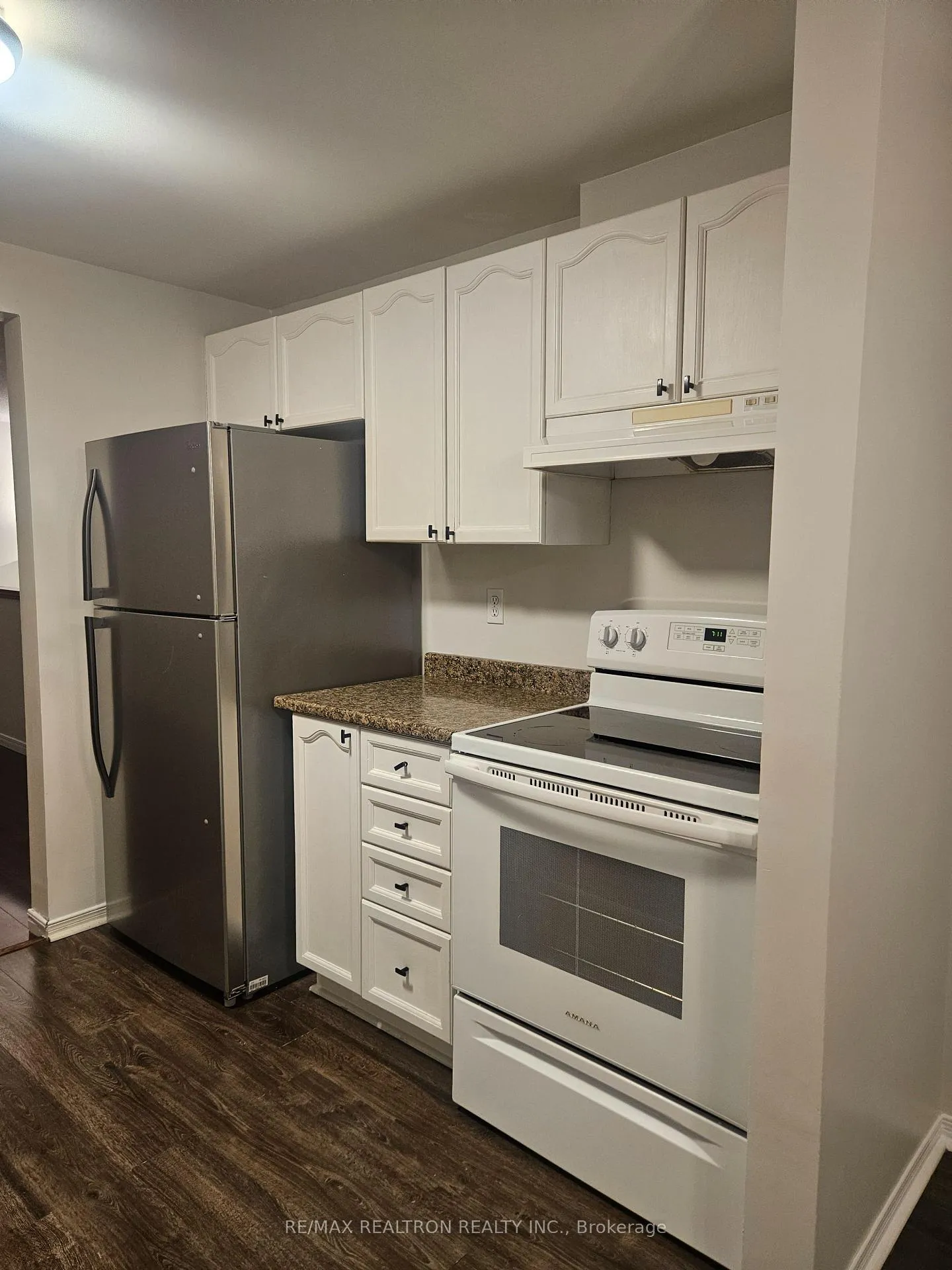 Photo 9 of Unit Main, 11 Finlay Road, Barrie, Sunnidale — HOMEH