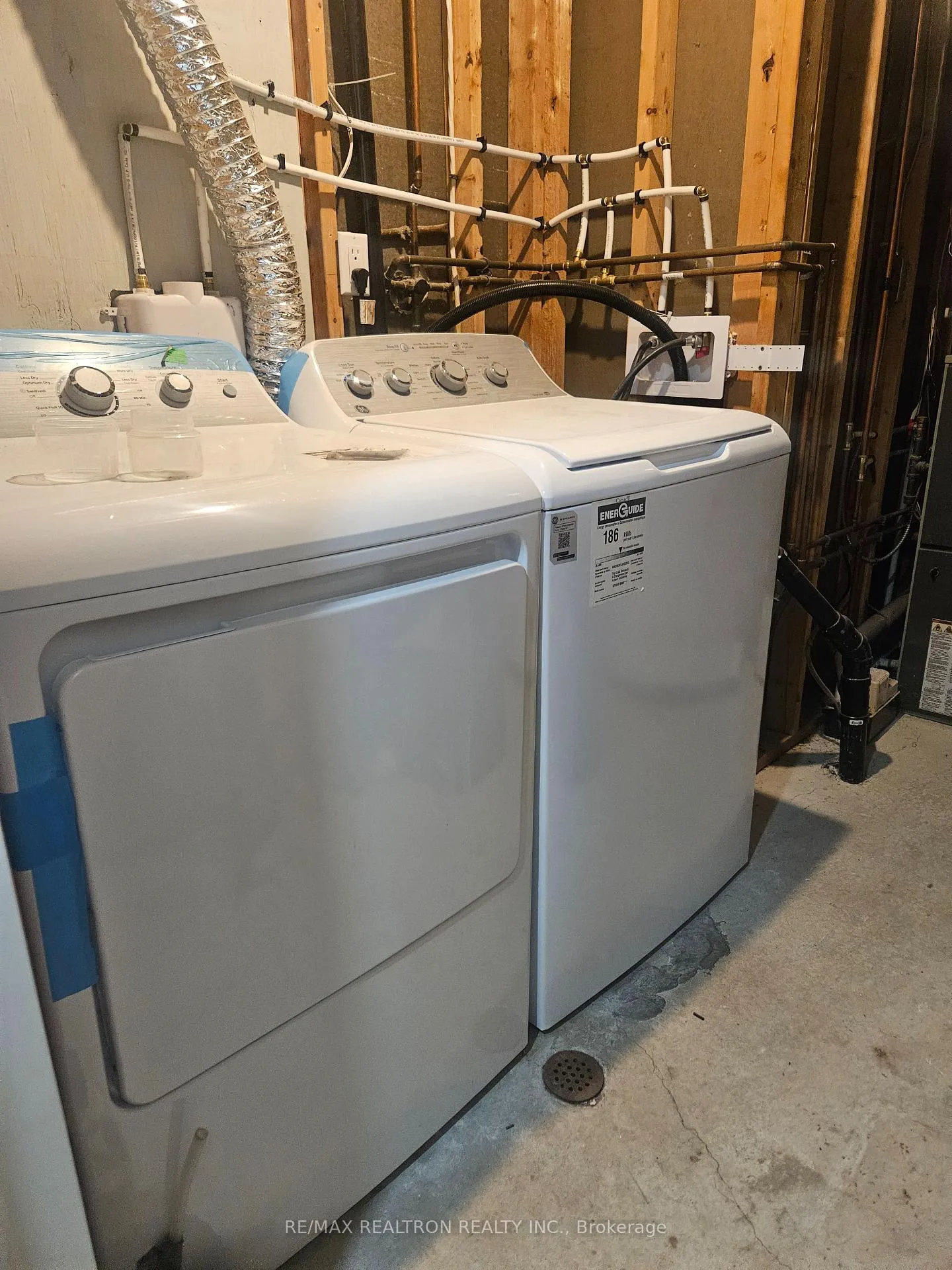 Photo 17 of Unit Main, 11 Finlay Road, Barrie, Sunnidale — HOMEH