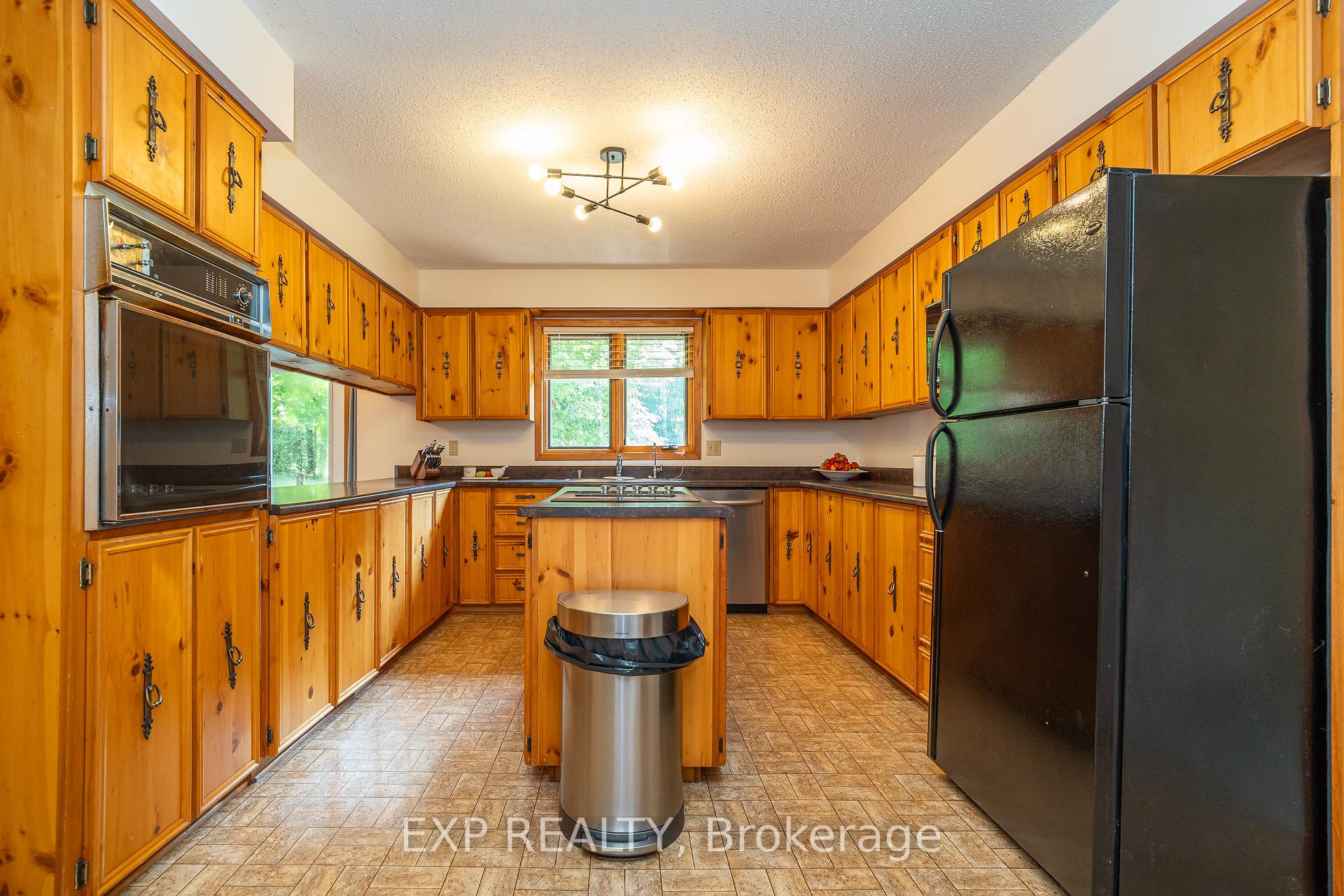 Photo 6 of 1437 Usborne Street, McNab/Braeside, Mcnab/Braeside Twps — HOMEH