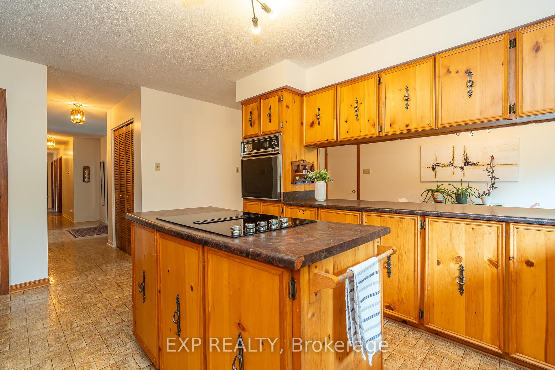 Photo 8 of 1437 Usborne Street, McNab/Braeside, Mcnab/Braeside Twps — HOMEH