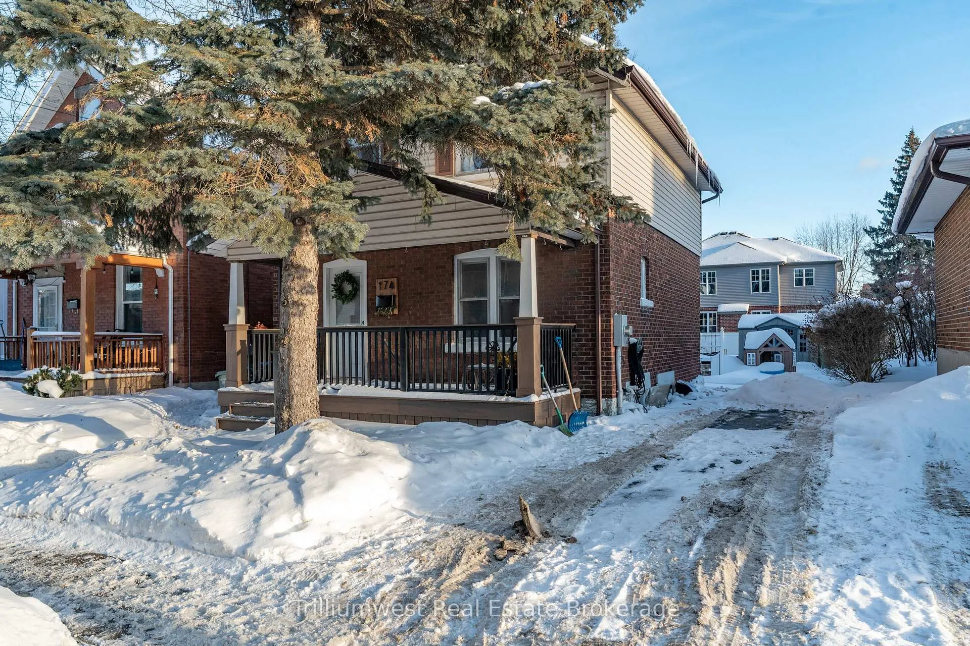 Photo 3 of 174 Suffolk Street W, Guelph, Downtown — HOMEH