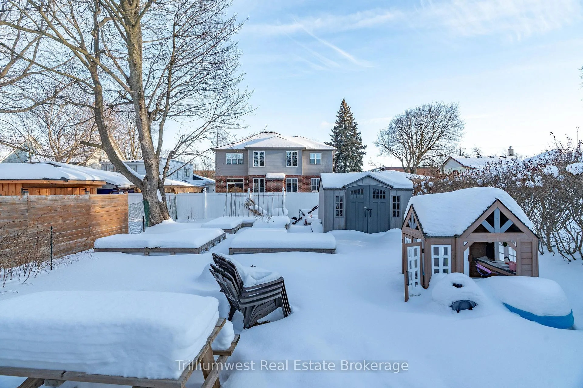 Photo 31 of 174 Suffolk Street W, Guelph, Downtown — HOMEH
