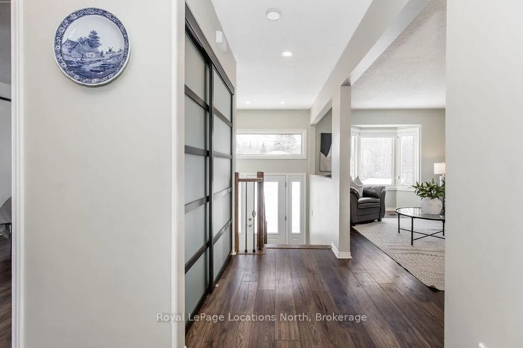 Photo 2 of 52 Royal Beech Drive, Wasaga Beach — HOMEH
