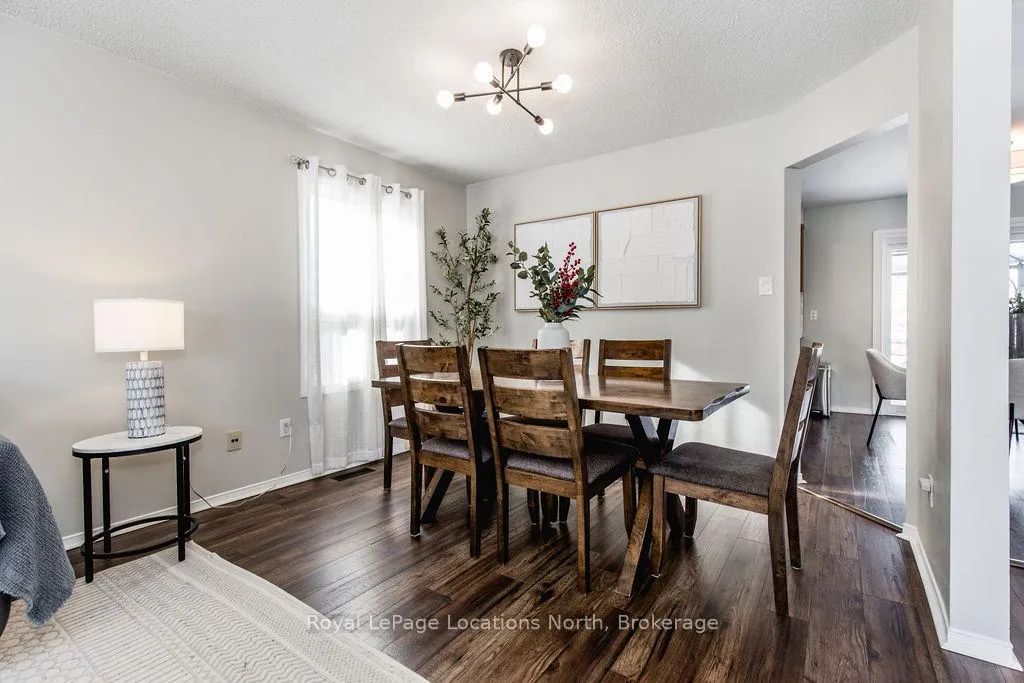 Photo 4 of 52 Royal Beech Drive, Wasaga Beach — HOMEH