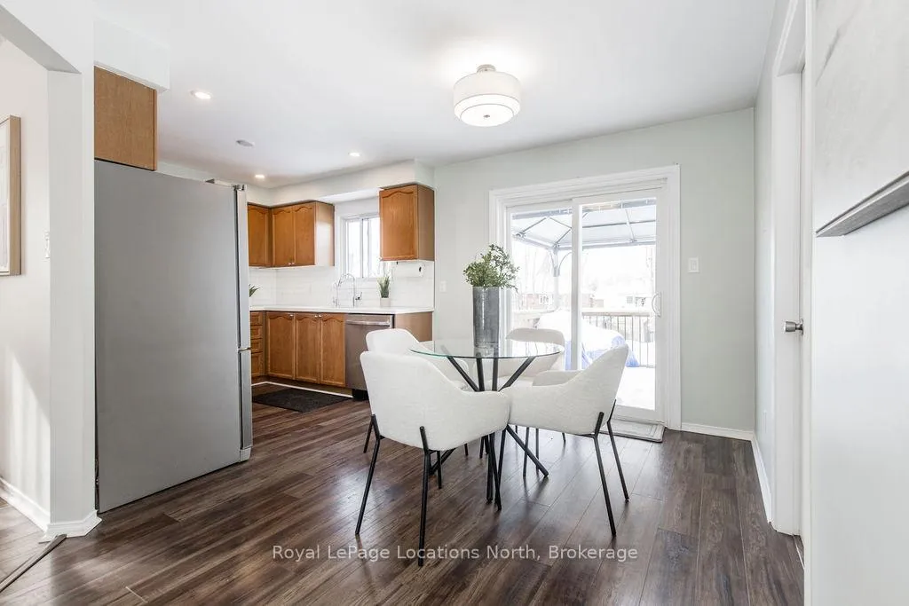 Photo 6 of 52 Royal Beech Drive, Wasaga Beach — HOMEH