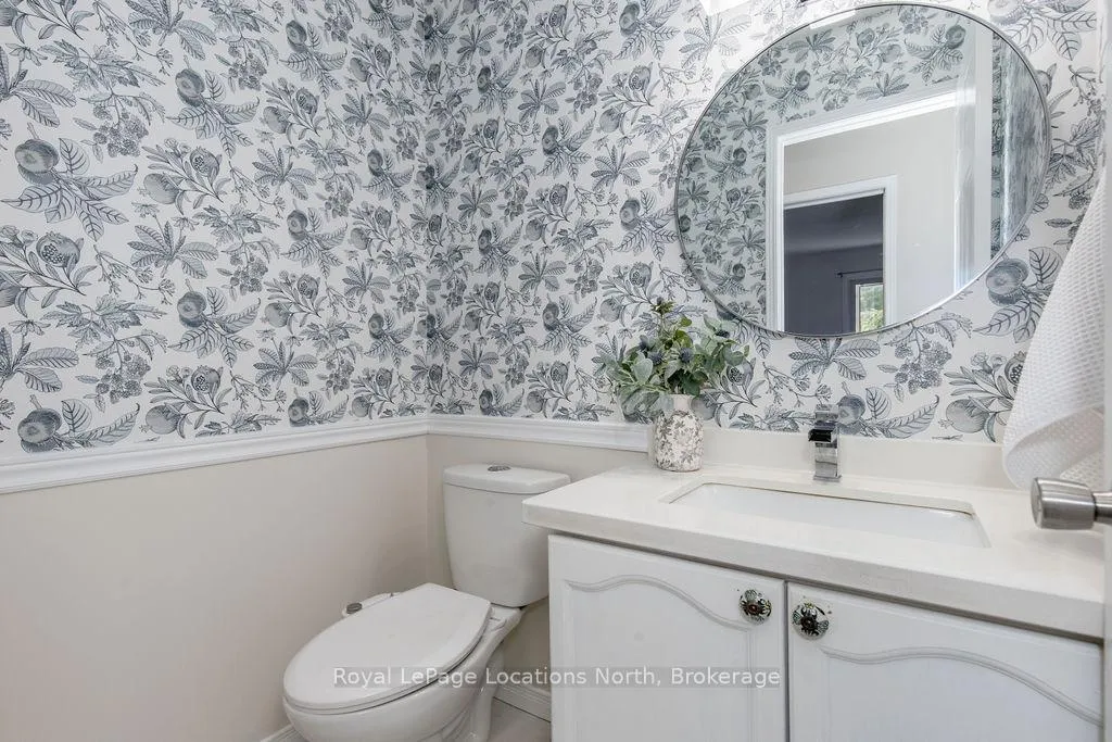 Photo 14 of 52 Royal Beech Drive, Wasaga Beach — HOMEH
