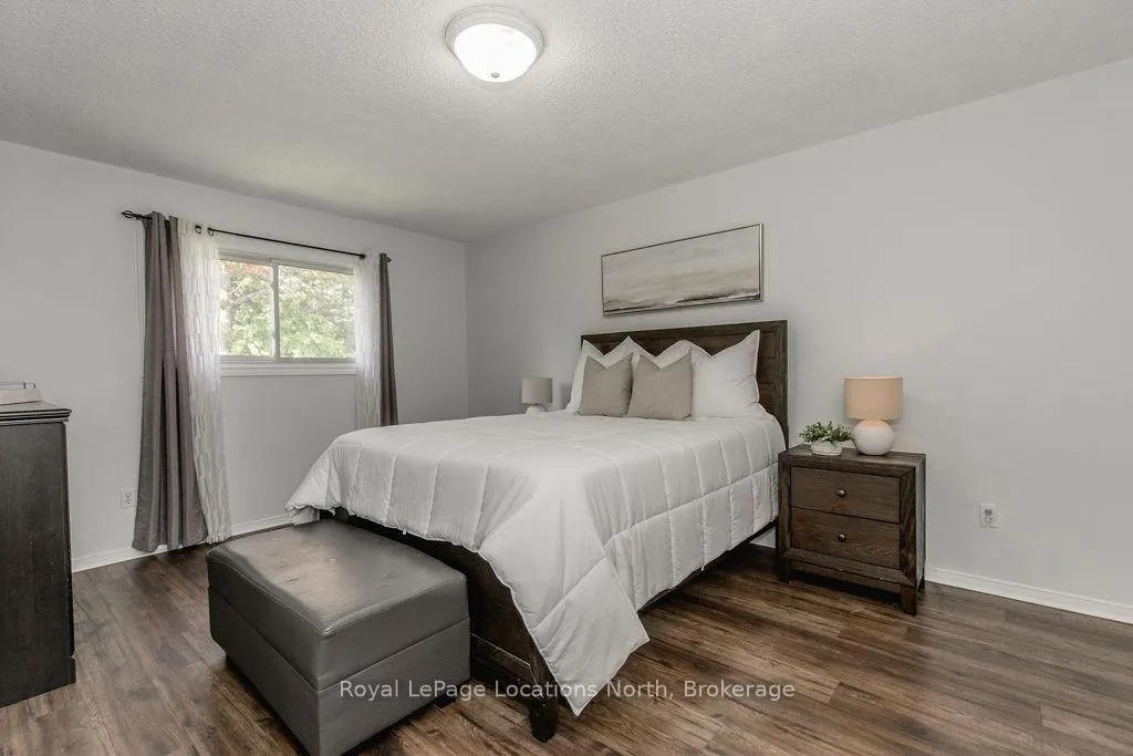 Photo 16 of 52 Royal Beech Drive, Wasaga Beach — HOMEH