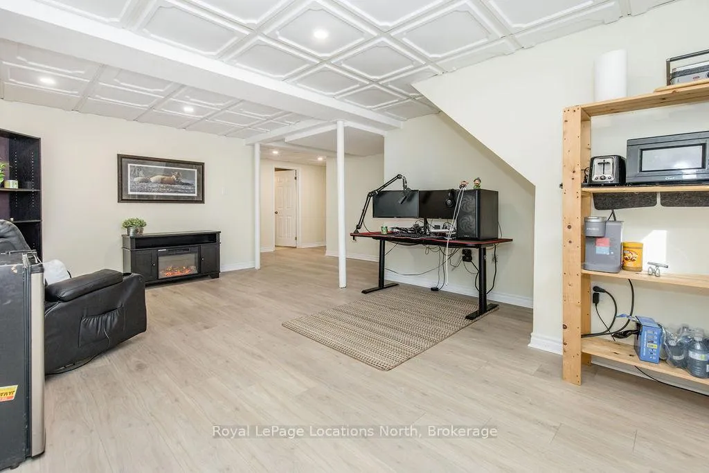 Photo 22 of 52 Royal Beech Drive, Wasaga Beach — HOMEH