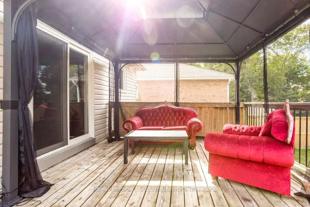 Photo 29 of 52 Royal Beech Drive, Wasaga Beach — HOMEH
