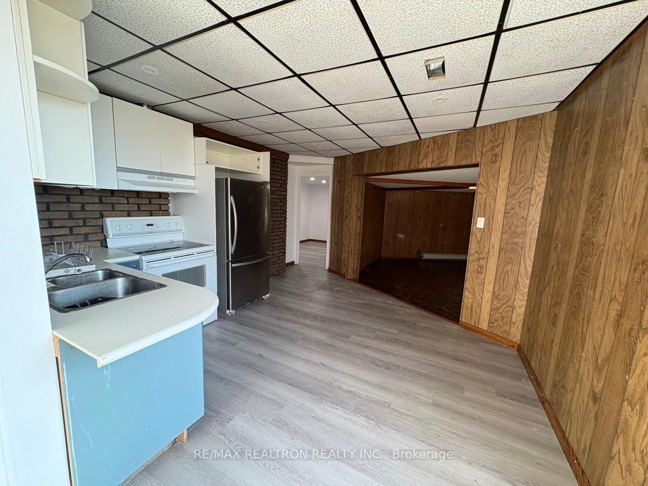 Photo 11 of Unit Lower Level, 17450 Weston Road, King, Rural King — HOMEH