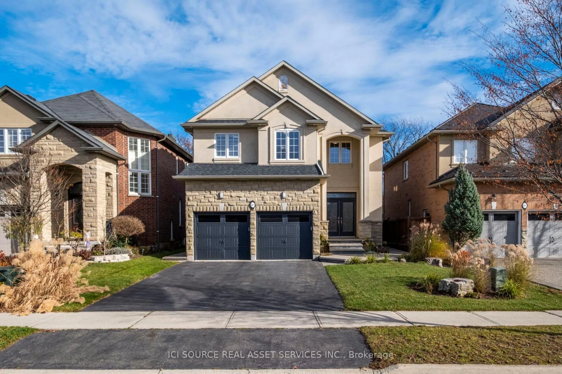 Photo 2 of 409 Valridge Drive, Hamilton, Ancaster — HOMEH
