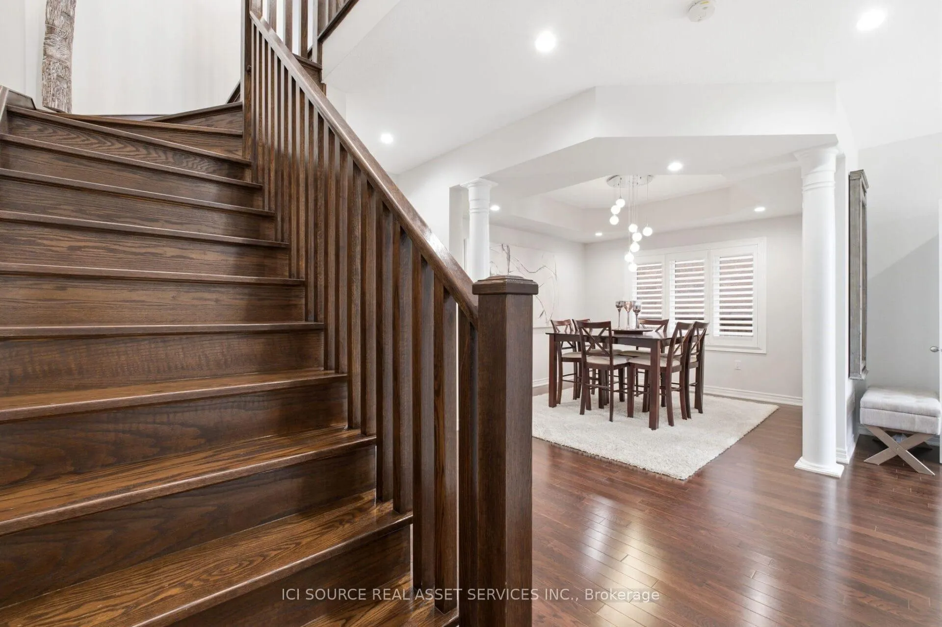 Photo 7 of 409 Valridge Drive, Hamilton, Ancaster — HOMEH