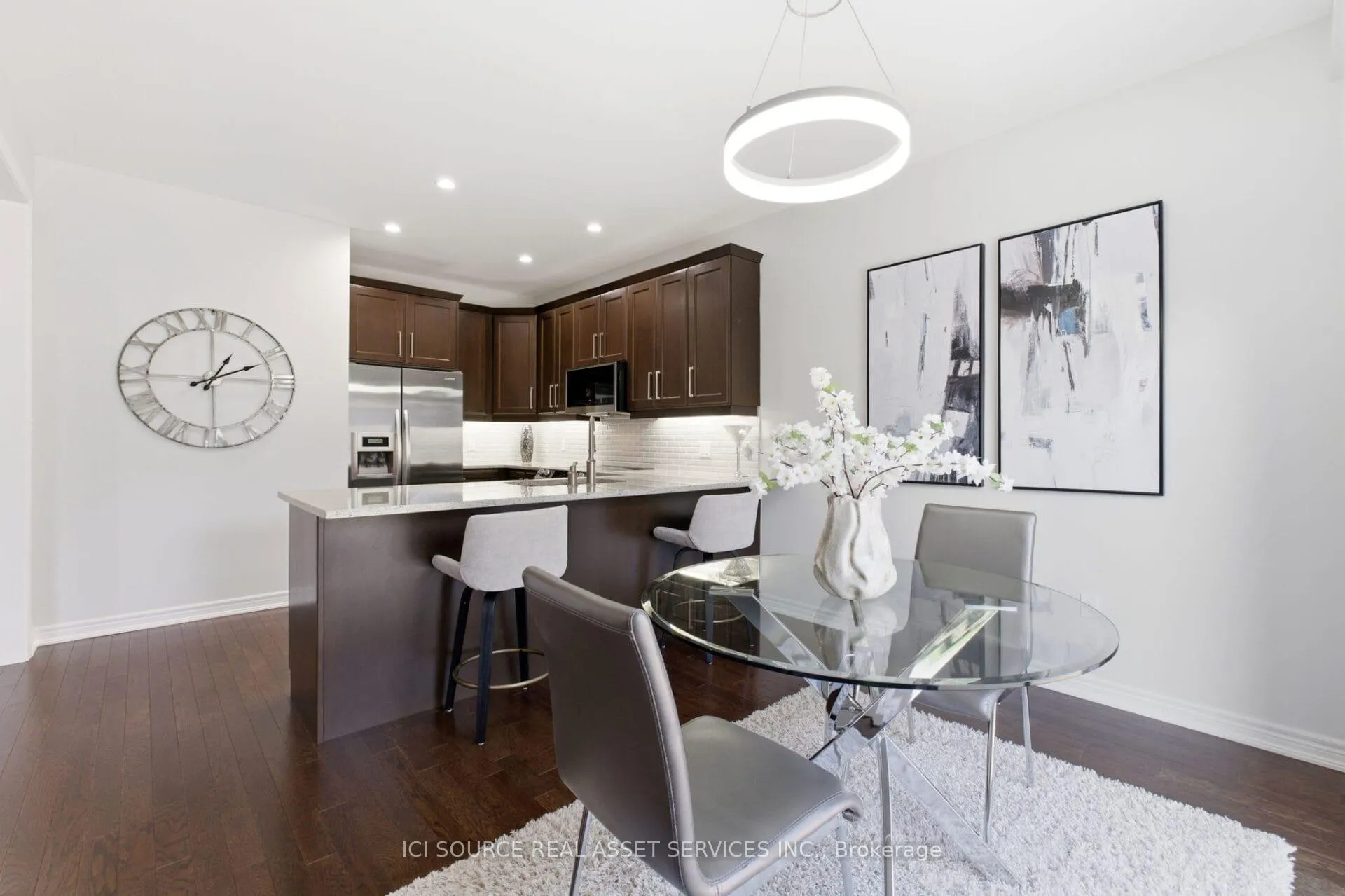 Photo 13 of 409 Valridge Drive, Hamilton, Ancaster — HOMEH