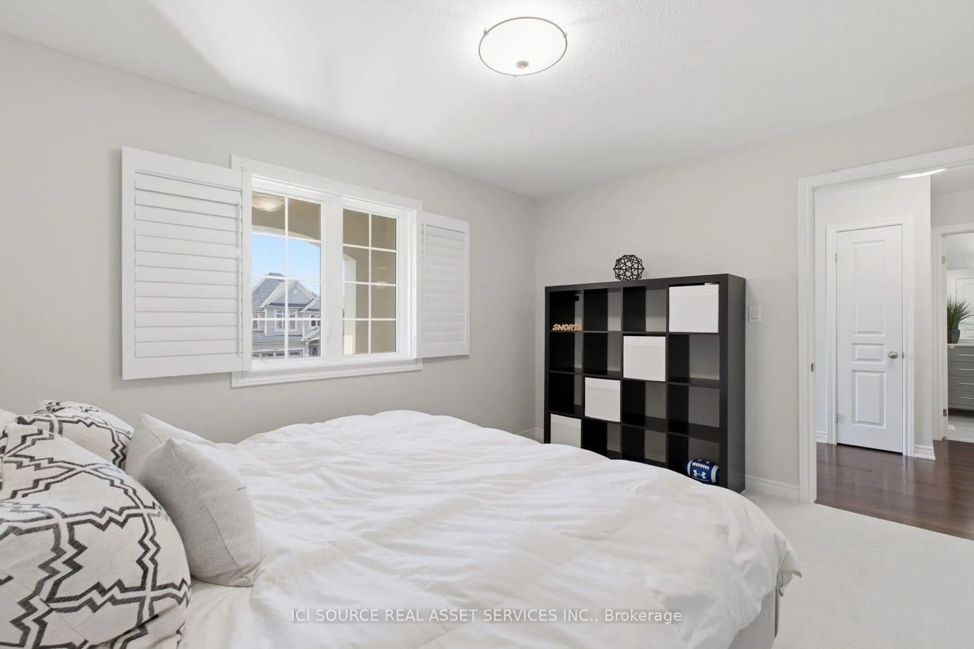 Photo 23 of 409 Valridge Drive, Hamilton, Ancaster — HOMEH