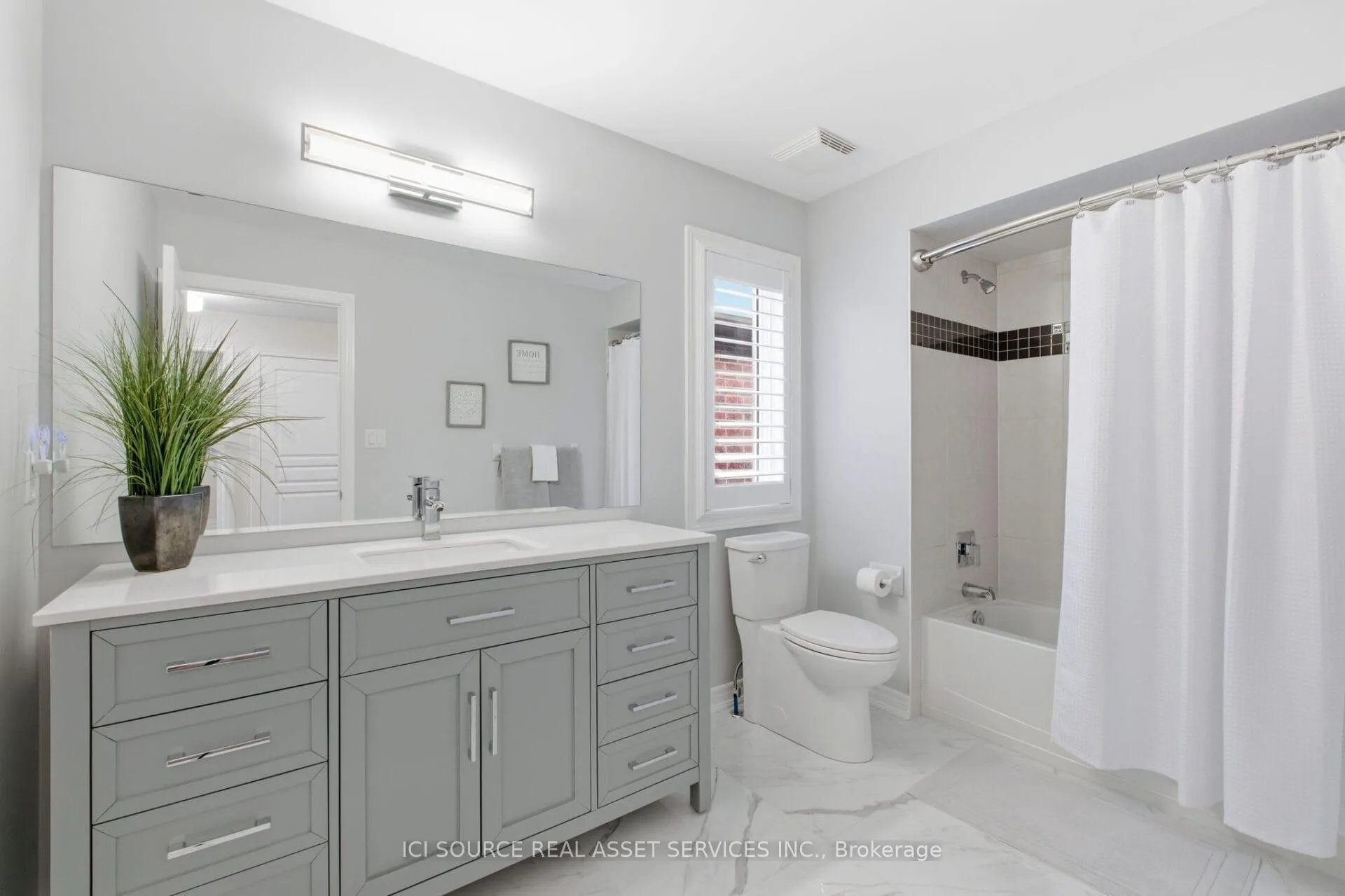Photo 27 of 409 Valridge Drive, Hamilton, Ancaster — HOMEH