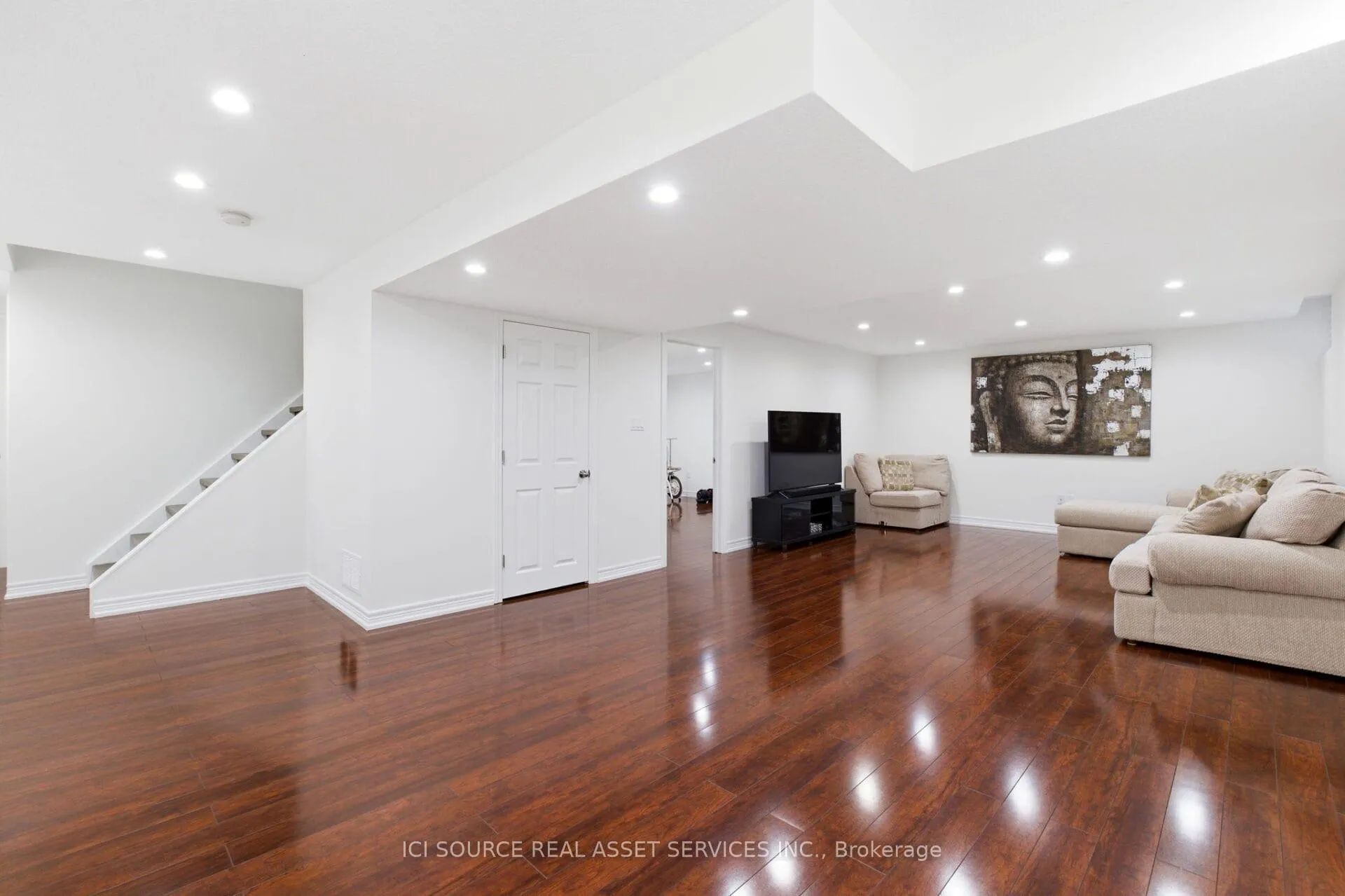 Photo 28 of 409 Valridge Drive, Hamilton, Ancaster — HOMEH