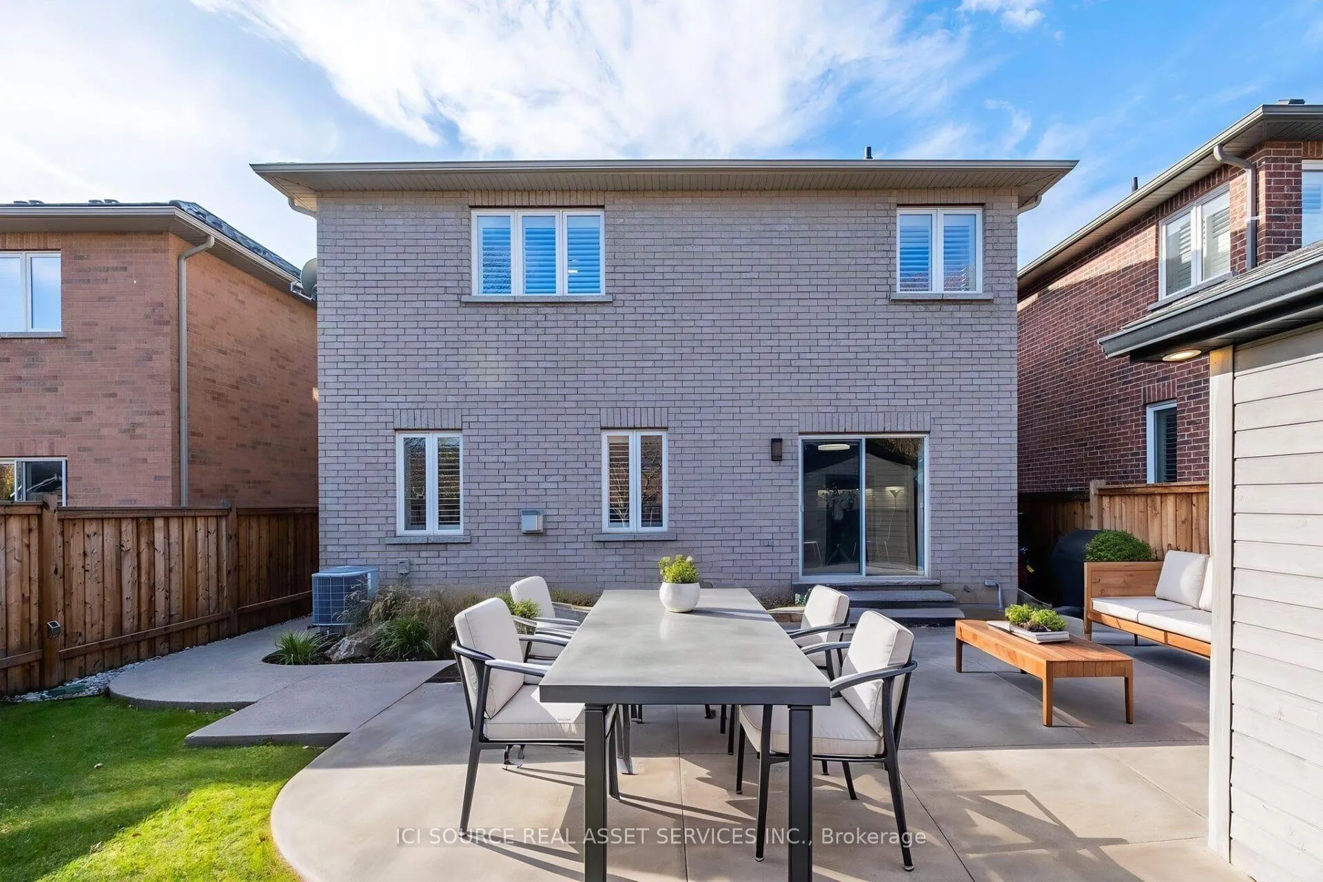 Photo 36 of 409 Valridge Drive, Hamilton, Ancaster — HOMEH