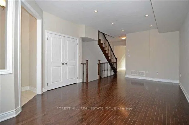 Photo 6 of Unit 3, 1331 Major Mackenzie Drive W, Vaughan, Patterson — HOMEH