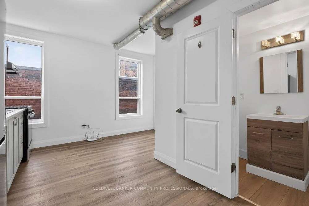 Photo 21 of Unit 202, 433 Barton Street E, Hamilton, Landsdale — HOMEH