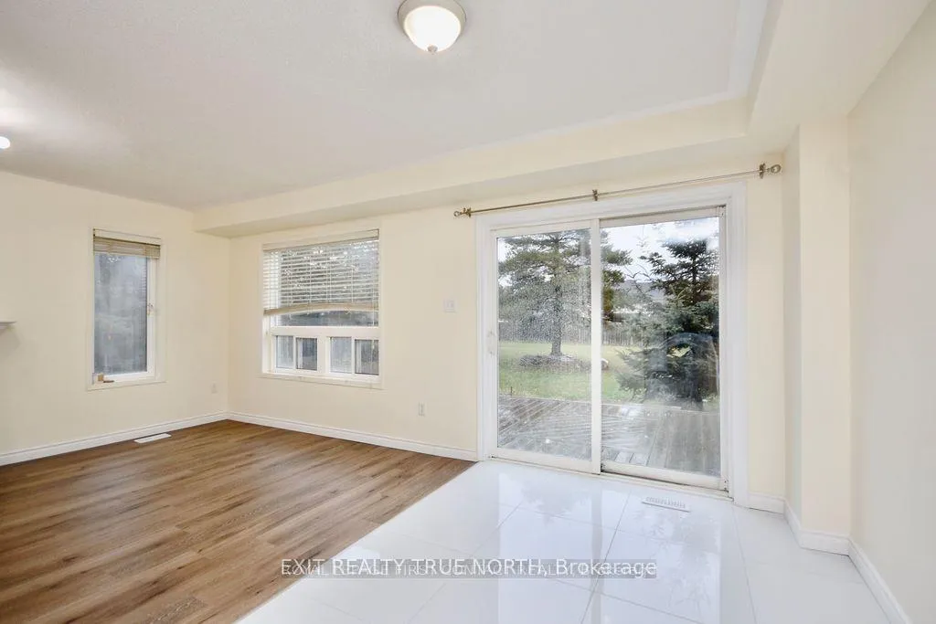 Photo 10 of 28 Sunset Place, Barrie, Holly — HOMEH