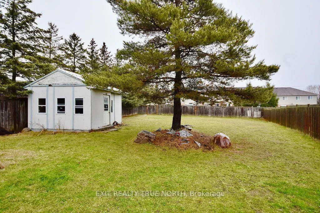 Photo 36 of 28 Sunset Place, Barrie, Holly — HOMEH