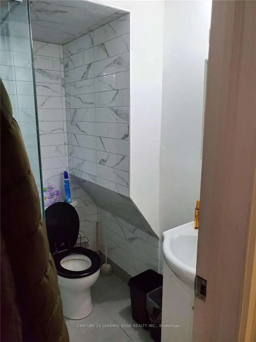 Photo 9 of Unit Lower 1, 140 Gowan Avenue, Toronto, Danforth Village-East York — HOMEH
