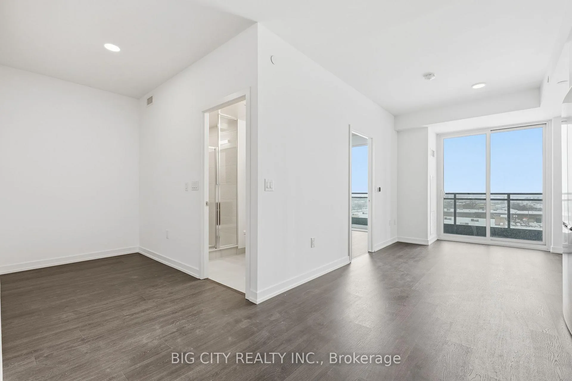 Photo 4 of Unit 801B, 9751 Markham Road, Markham, Greensborough — HOMEH
