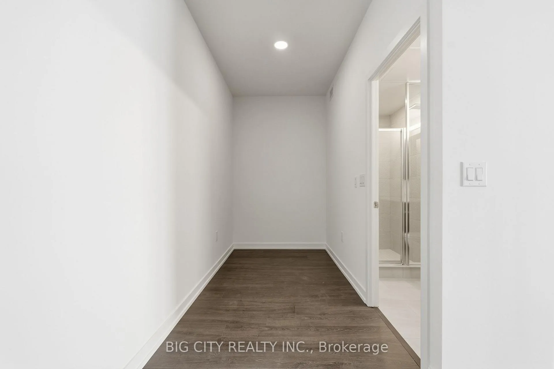 Photo 7 of Unit 801B, 9751 Markham Road, Markham, Greensborough — HOMEH