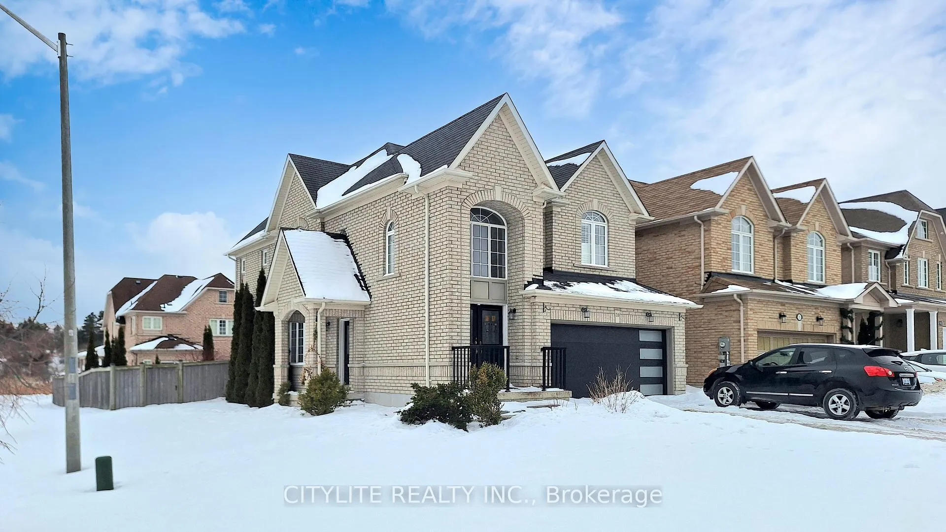 Photo 2 of Unit Lower, 39 Kimble Avenue, Clarington, Bowmanville — HOMEH
