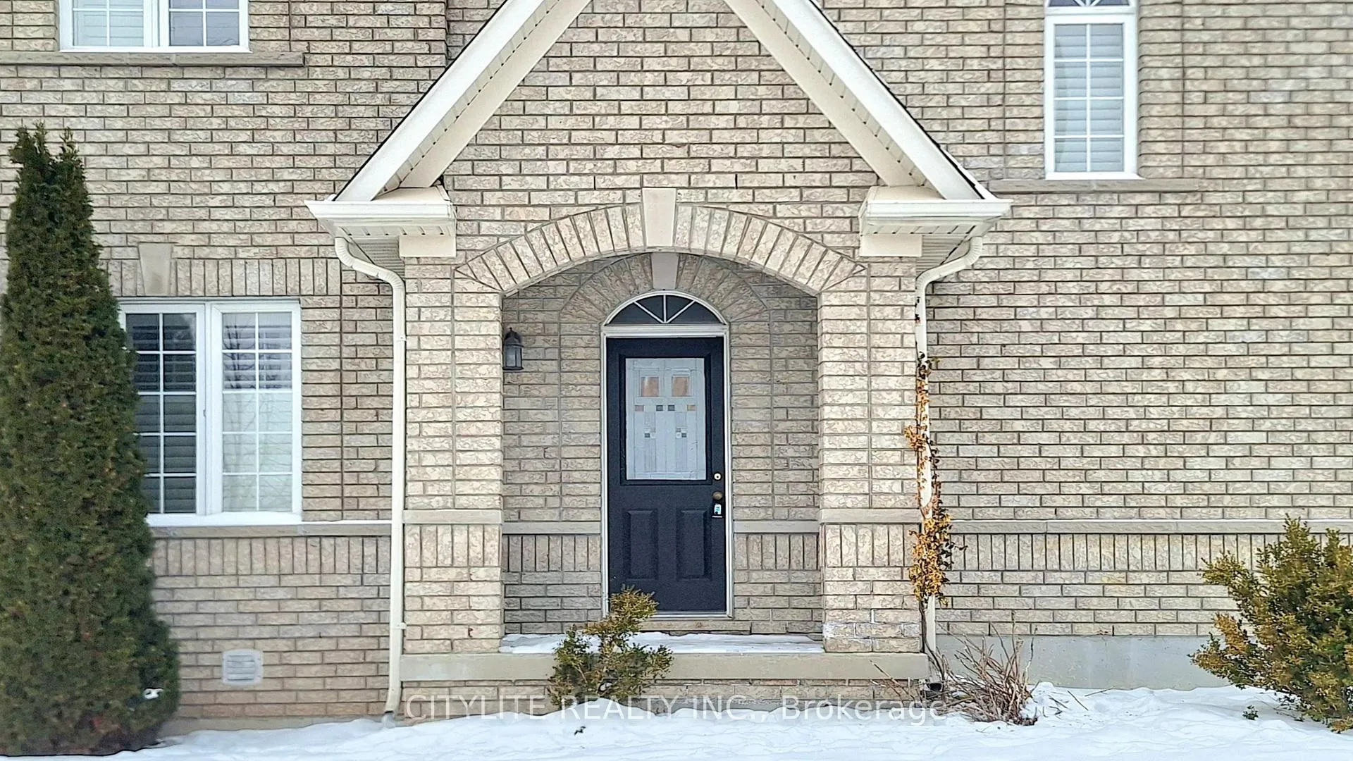 Photo 5 of Unit Lower, 39 Kimble Avenue, Clarington, Bowmanville — HOMEH