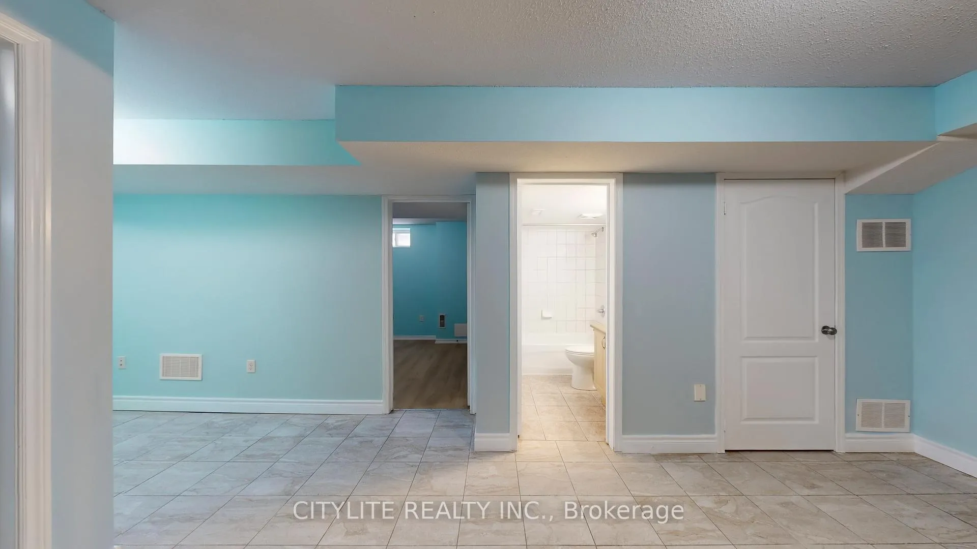 Photo 15 of Unit Lower, 39 Kimble Avenue, Clarington, Bowmanville — HOMEH