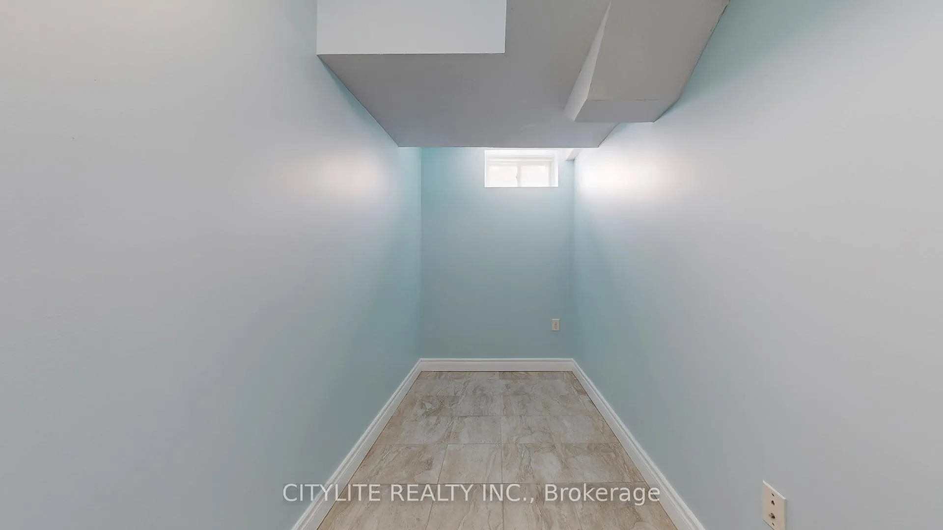 Photo 16 of Unit Lower, 39 Kimble Avenue, Clarington, Bowmanville — HOMEH