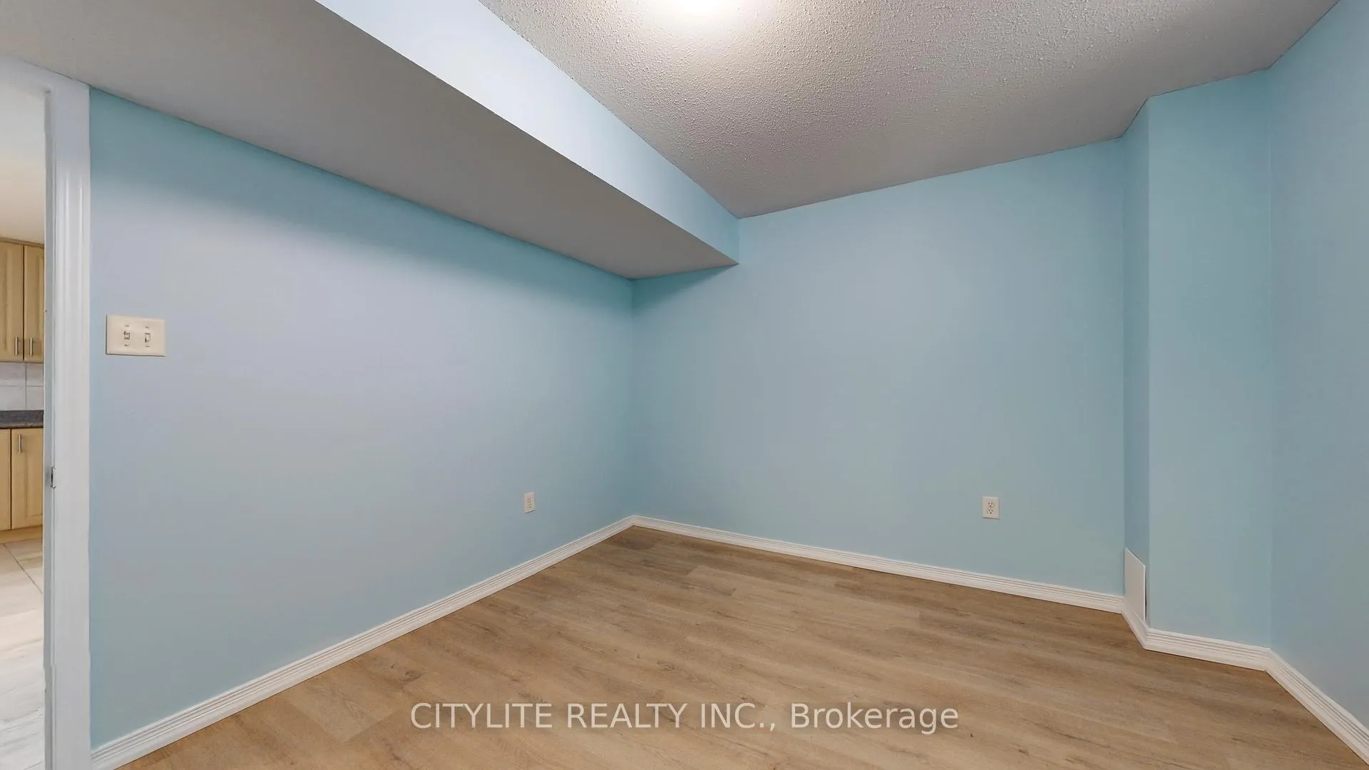 Photo 20 of Unit Lower, 39 Kimble Avenue, Clarington, Bowmanville — HOMEH