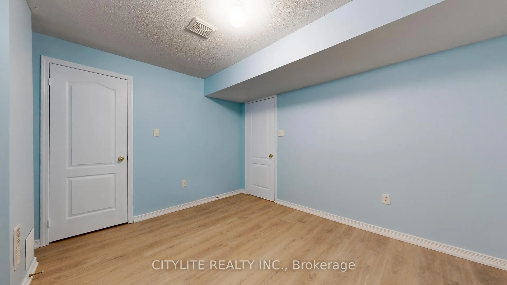 Photo 21 of Unit Lower, 39 Kimble Avenue, Clarington, Bowmanville — HOMEH